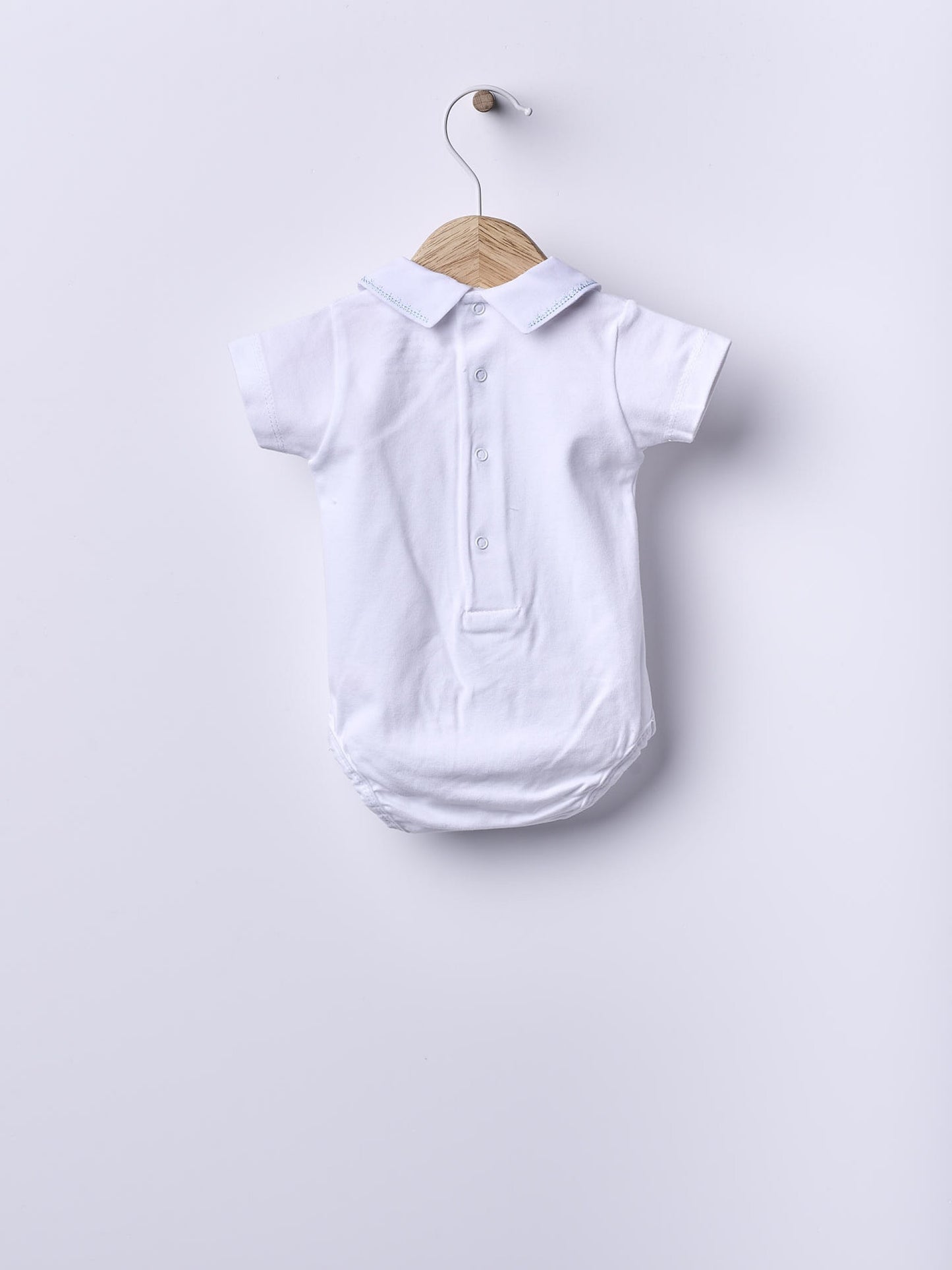 Body de manga curta com gola em bico - BOUNDLESS LOVE