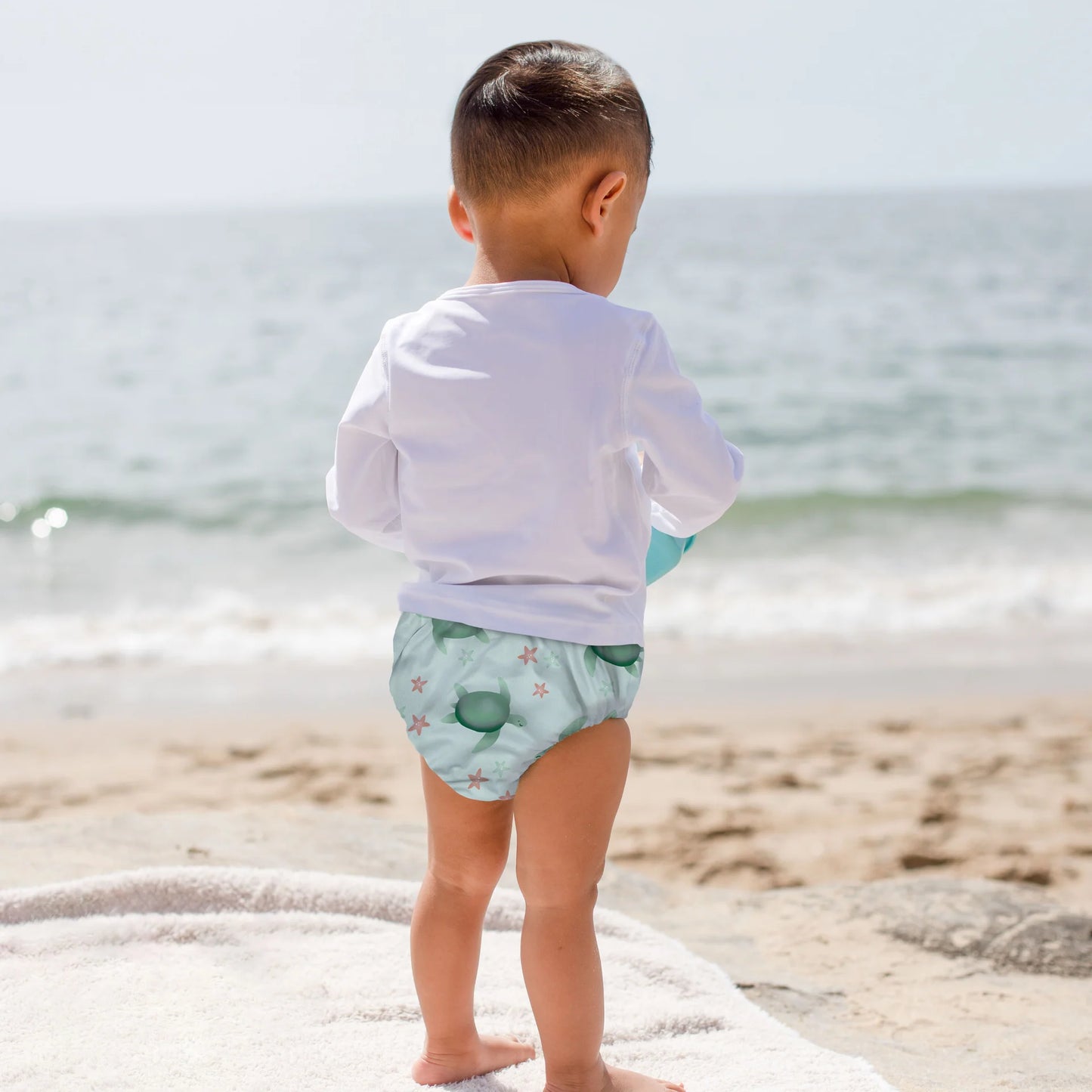 Fralda Reutilizável Para Piscina e Praia - Light Sage Turtle