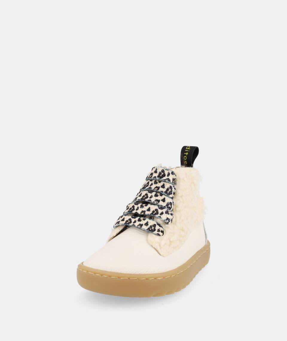 Botas Blanditos by Crio's - Doha