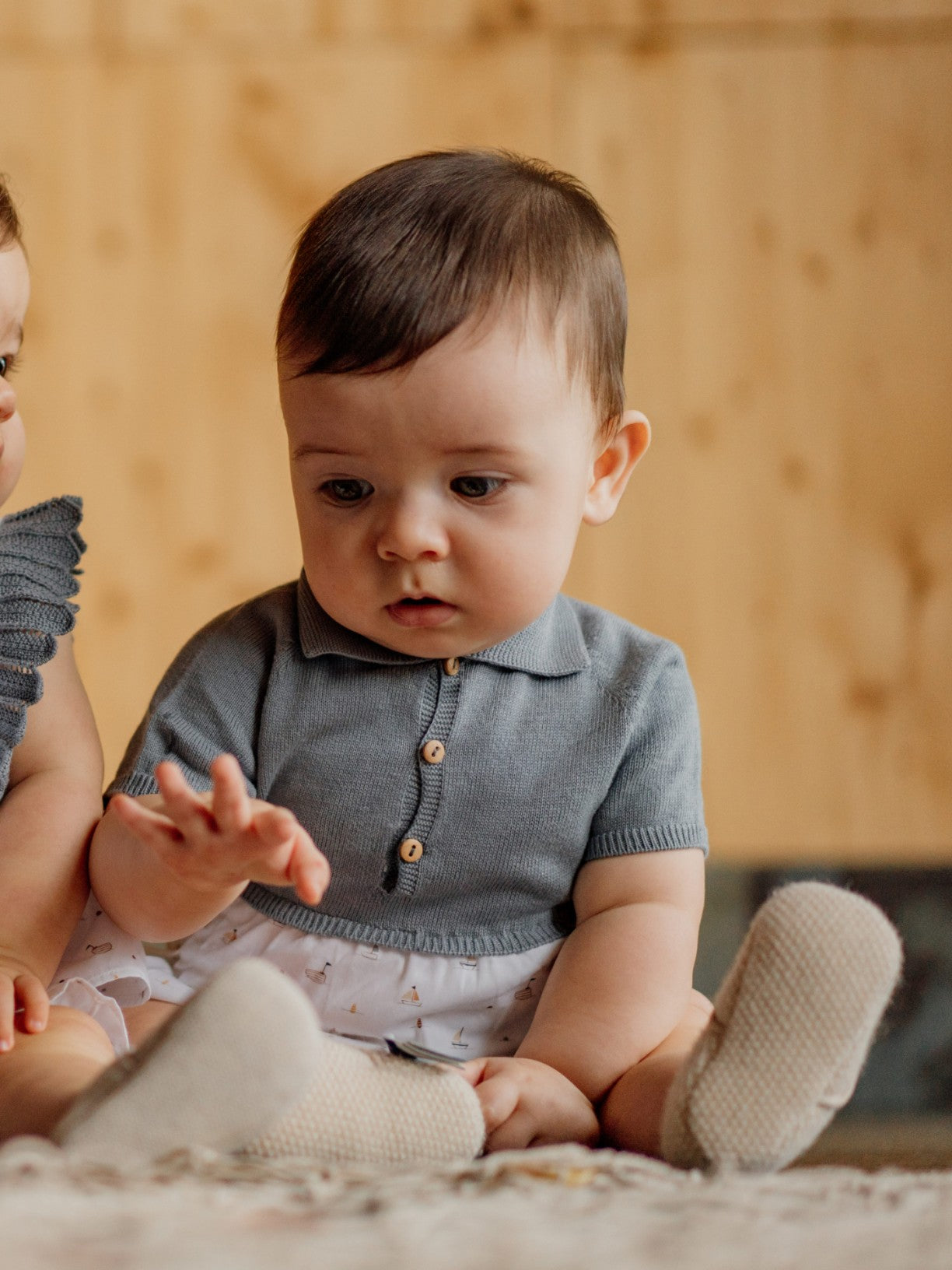 Fofo polo de manga curta tricotado com tecido de algodão orgânico - SEA BREEZE