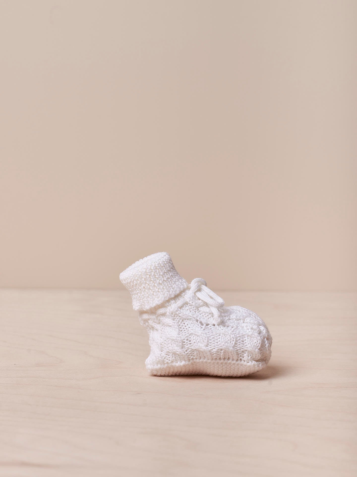 Carapins tricotados em lã - Pérola