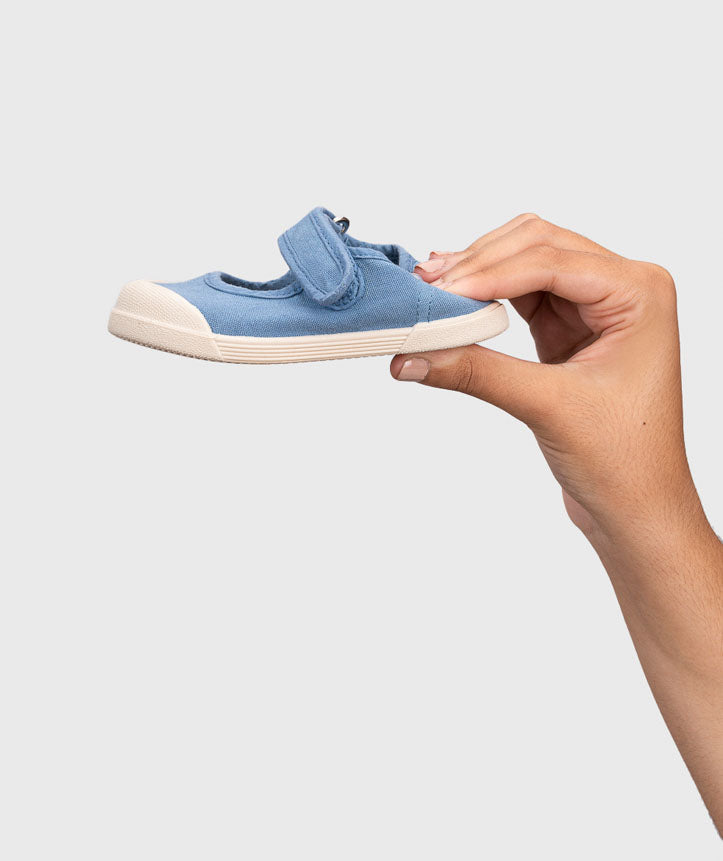 Sapatilhas de Lona Mercedes Igor