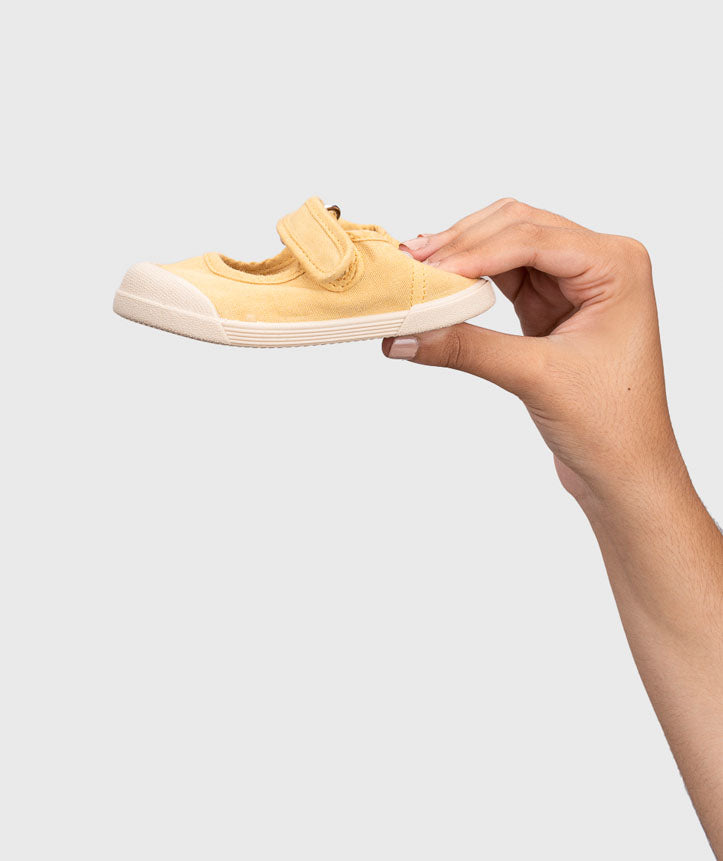 Sapatilhas de Lona Mercedes Igor