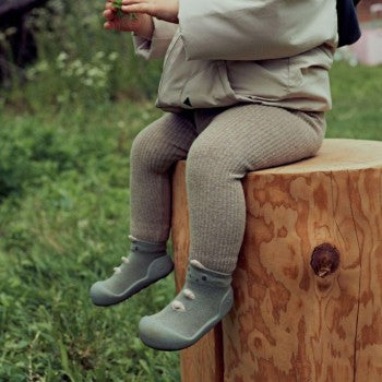 Attipas Dinossauro Verde - Sola Bicolor