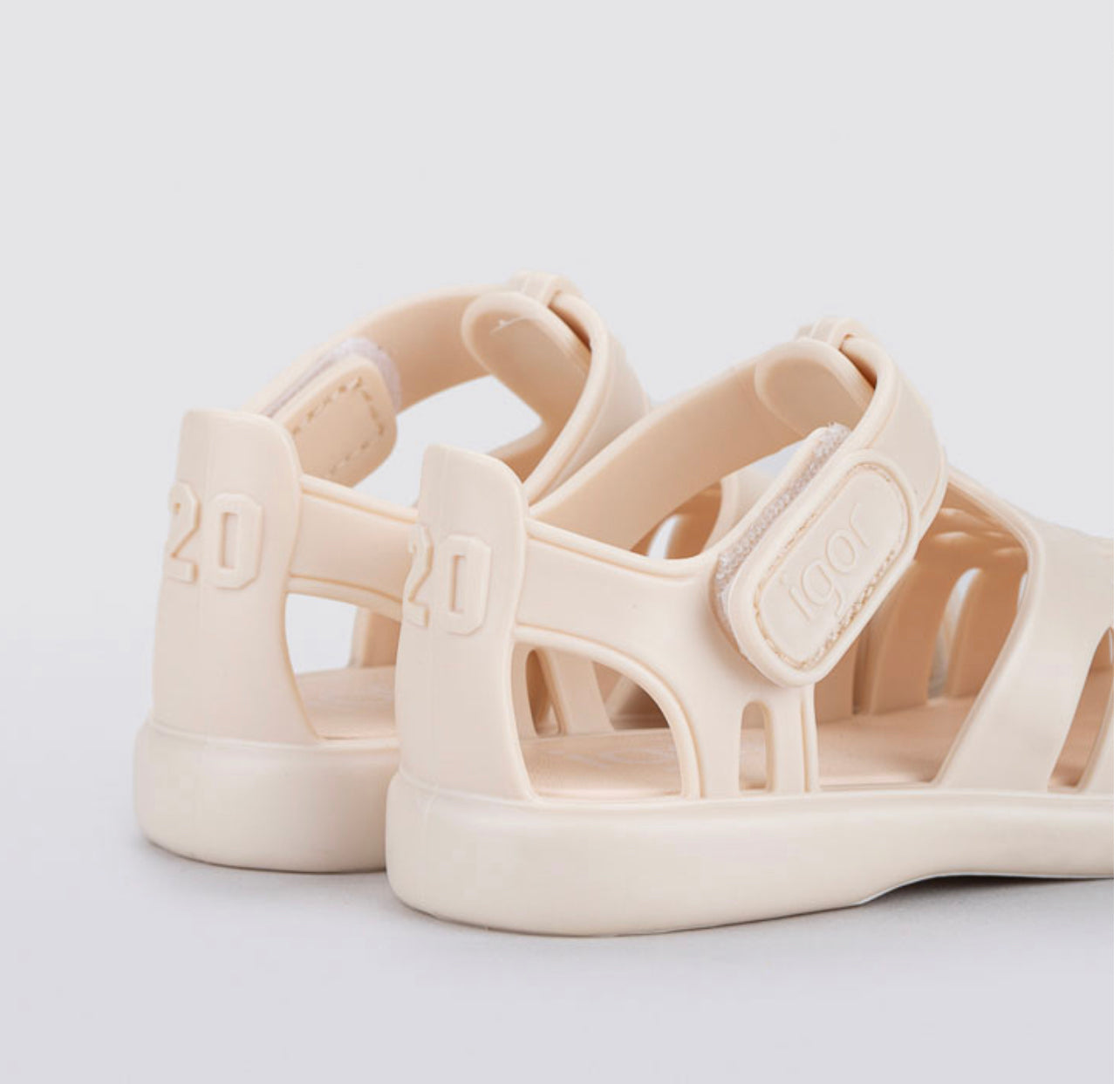 Sandálias Tobby Solid