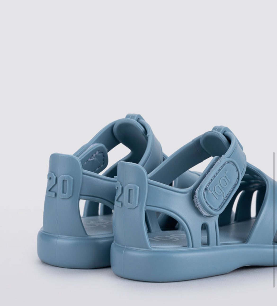 Sandálias Tobby Solid