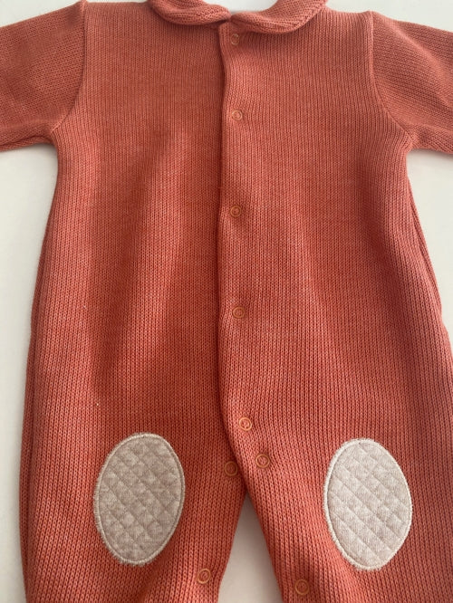 Mighty Love - Babygrow Koda com Joelheiras