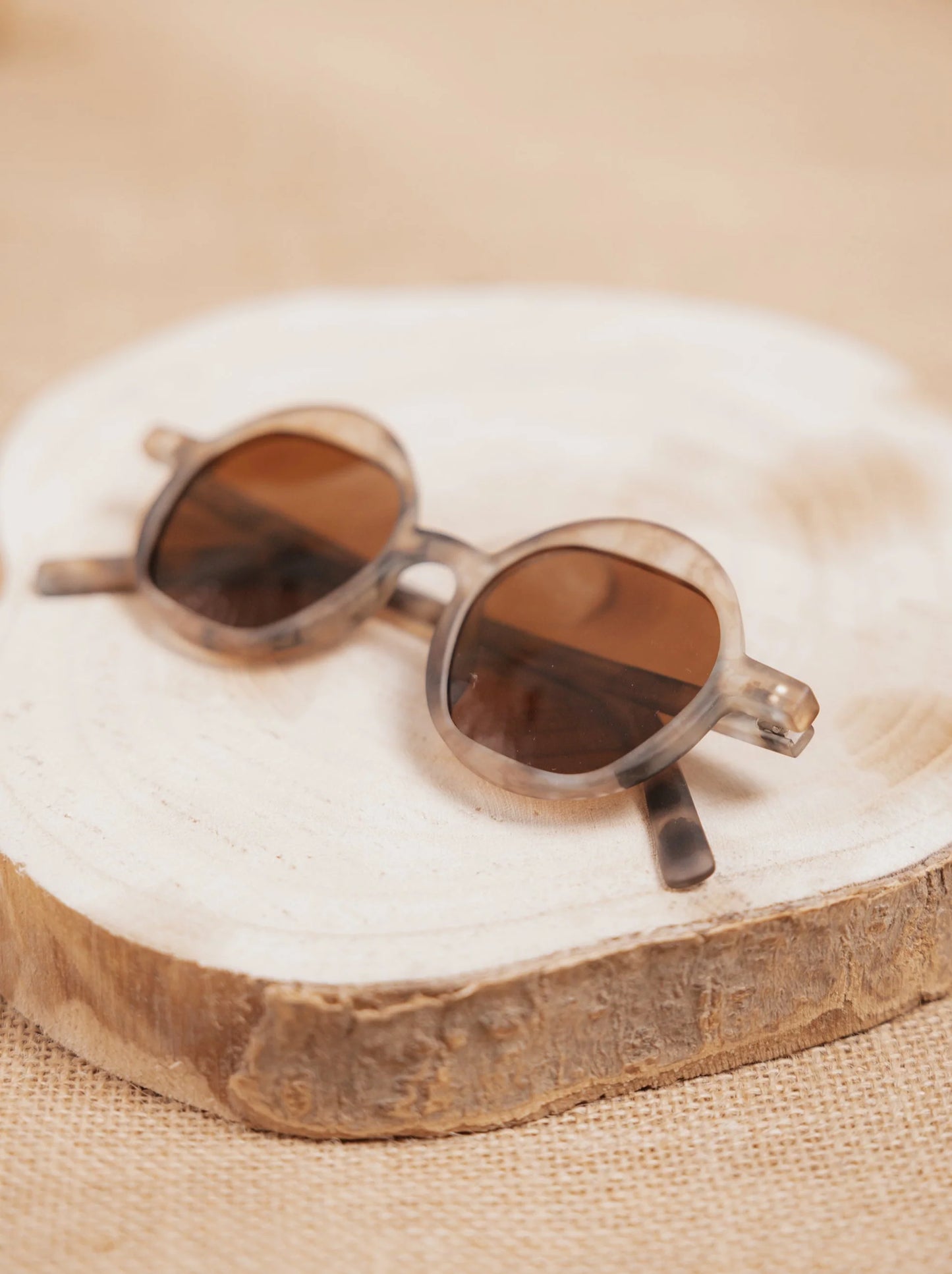 Óculos de Sol Infantis Egxies Wild Stone com Proteção UV400 | Mrs Ertha