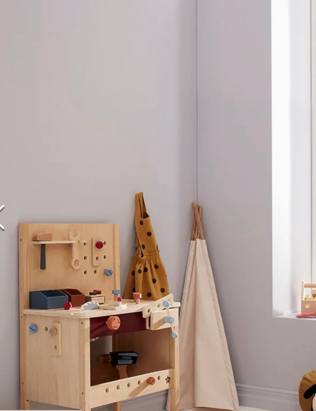 Banco de ferramentas infantil