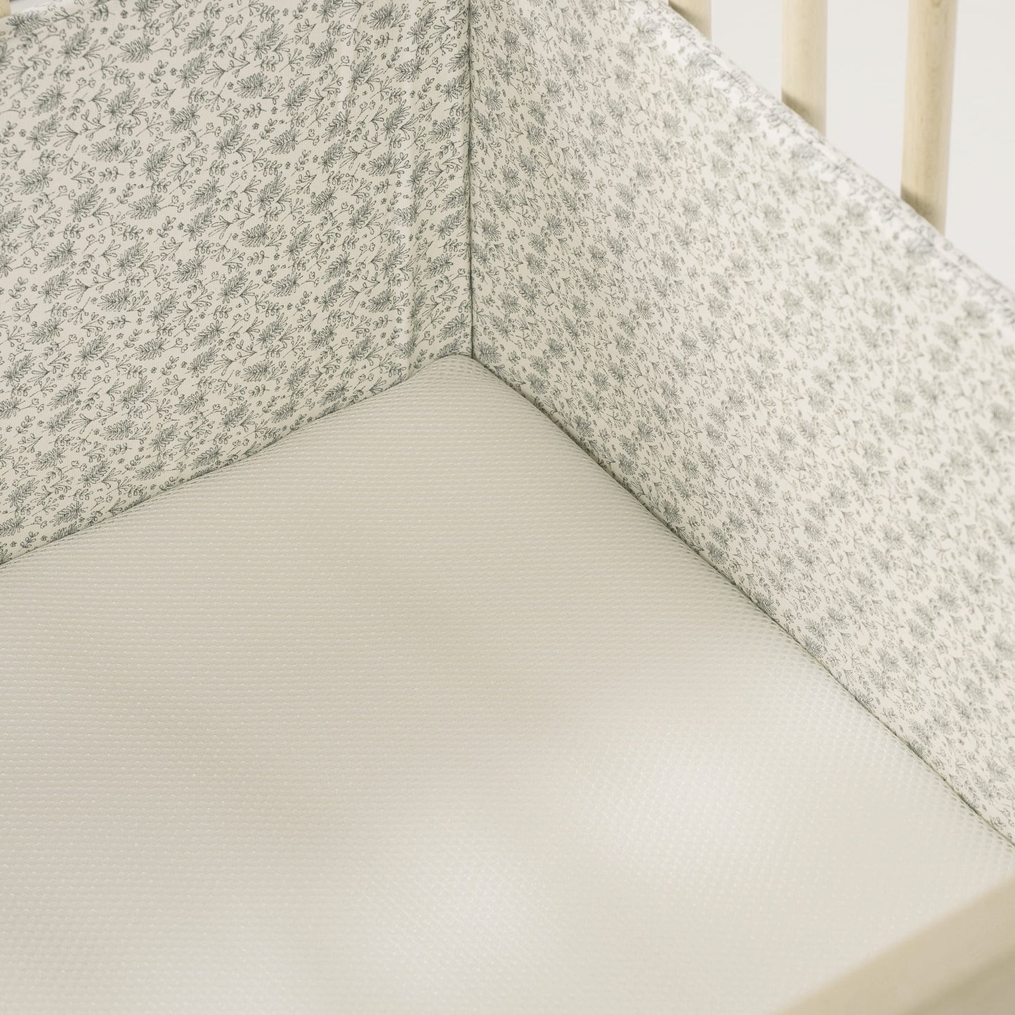 Walking Mum Protetor de Berço 120x60cm - Gala Mint