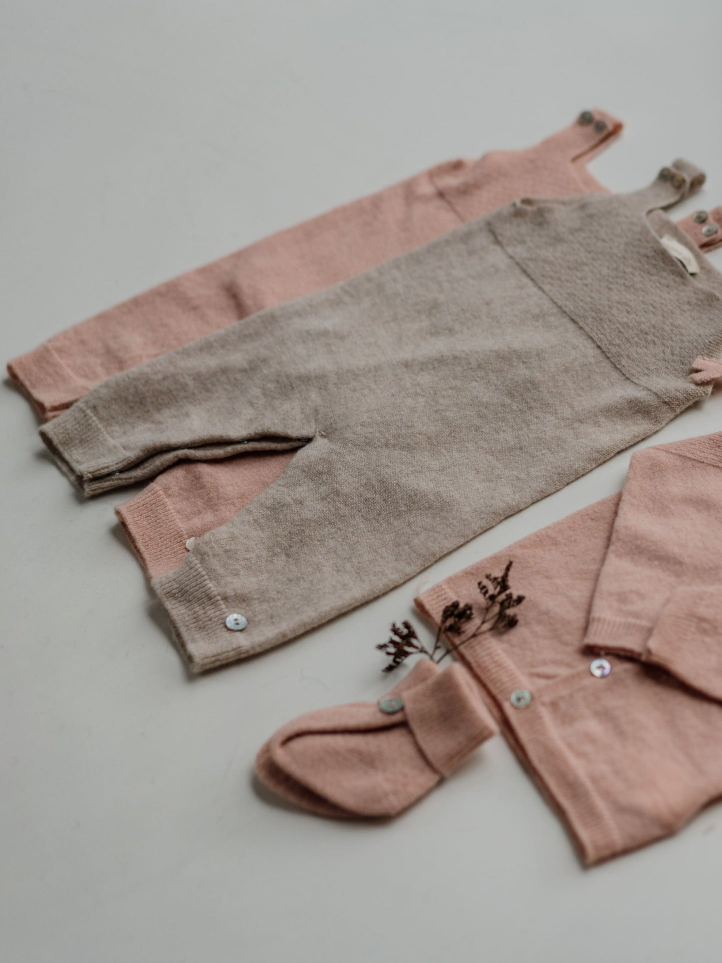 Wedoble - LITTLE LOVE Carapins Tricotados em Lã Merino e Caxemira Rosa Médio