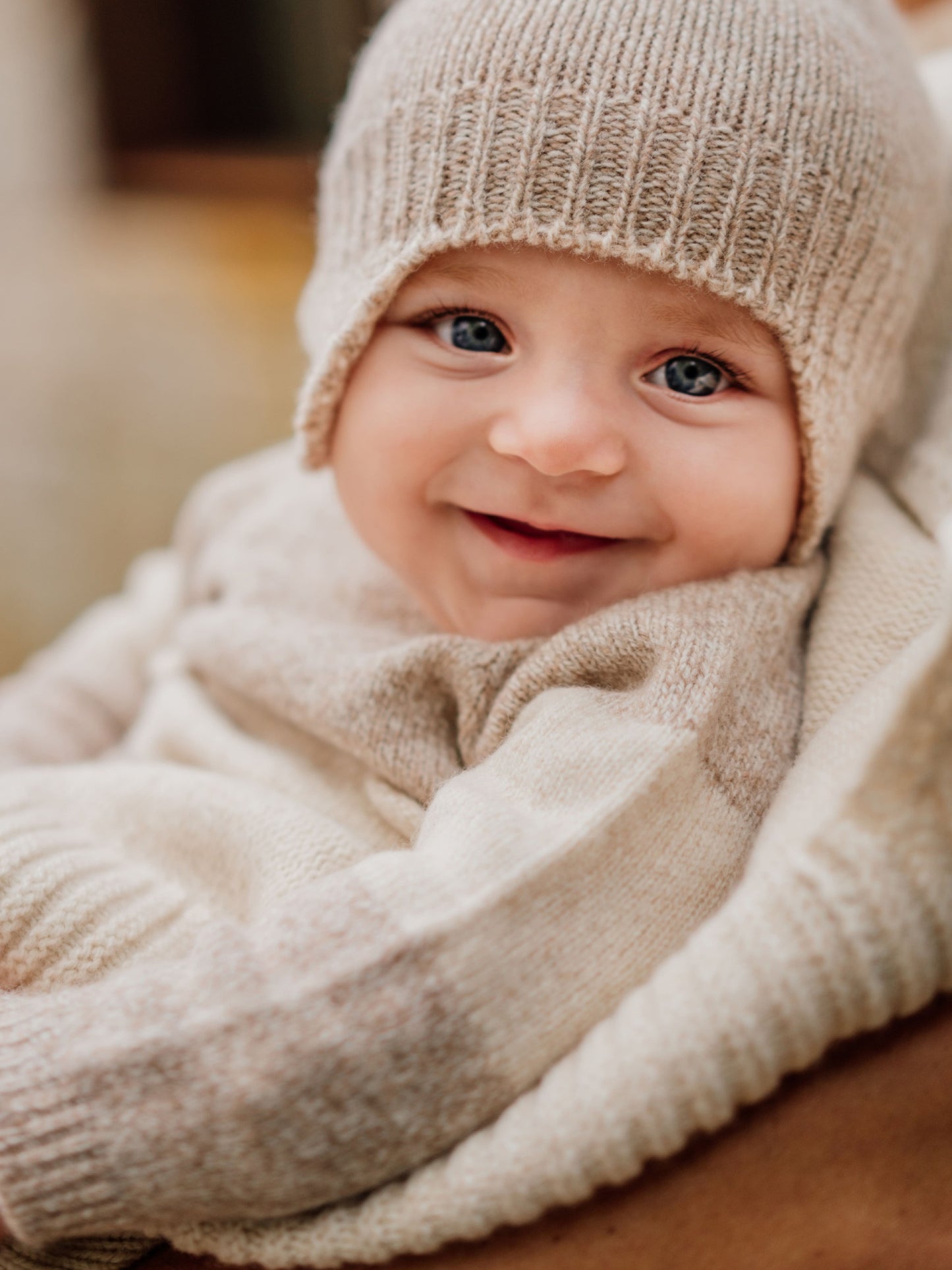 Wedoble - LITTLE TEDDY BEAR 
Camisola com ursinho Tricotada em Lã Merino