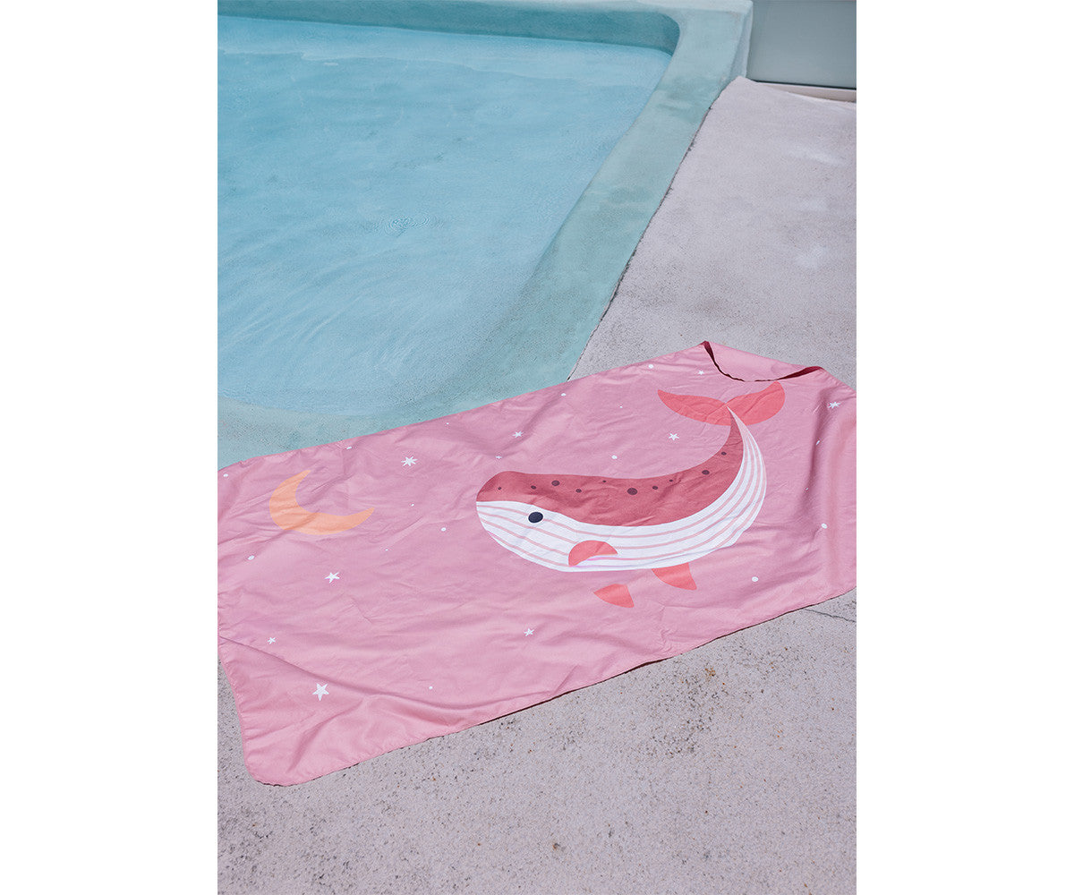 Toalha de Praia Microfibra Monnëka Whale Pink