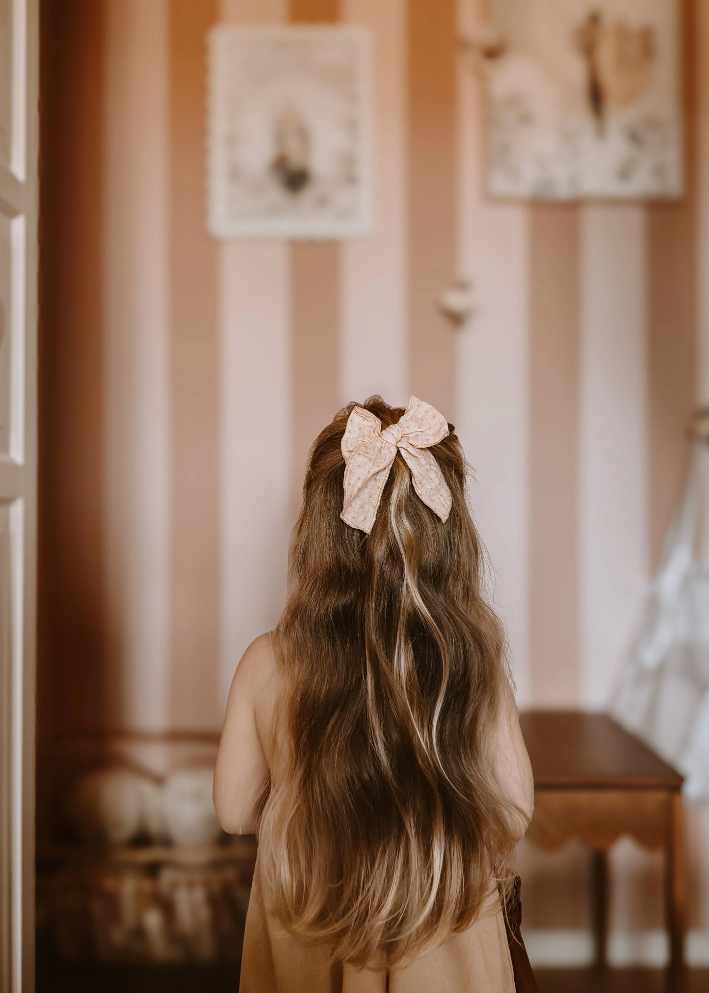 Laço Infantil Blush Dots para o cabelo | Mrs Ertha