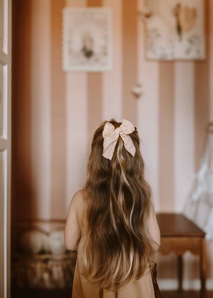 Laço Infantil Blush Dots para o cabelo | Mrs Ertha