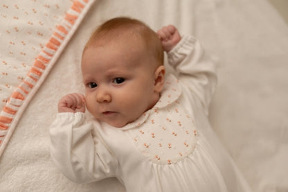 Mighty Love - Babygrow com Bordado Floral e Gola Redonda Maria Manuel