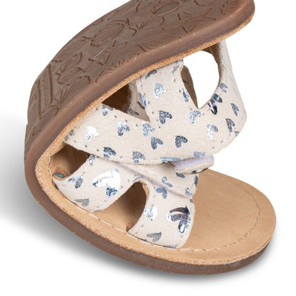 Sandálias em Pele com Velcro Corações Barefoot | Chetto