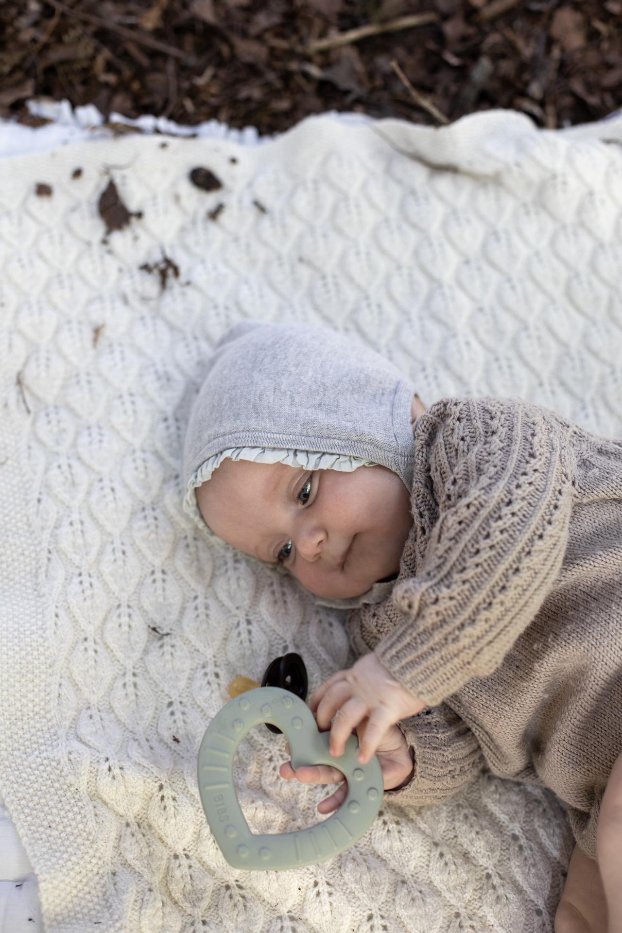 Mordedor Baby Bitie Coração Sage - Loja Papás & Bebés