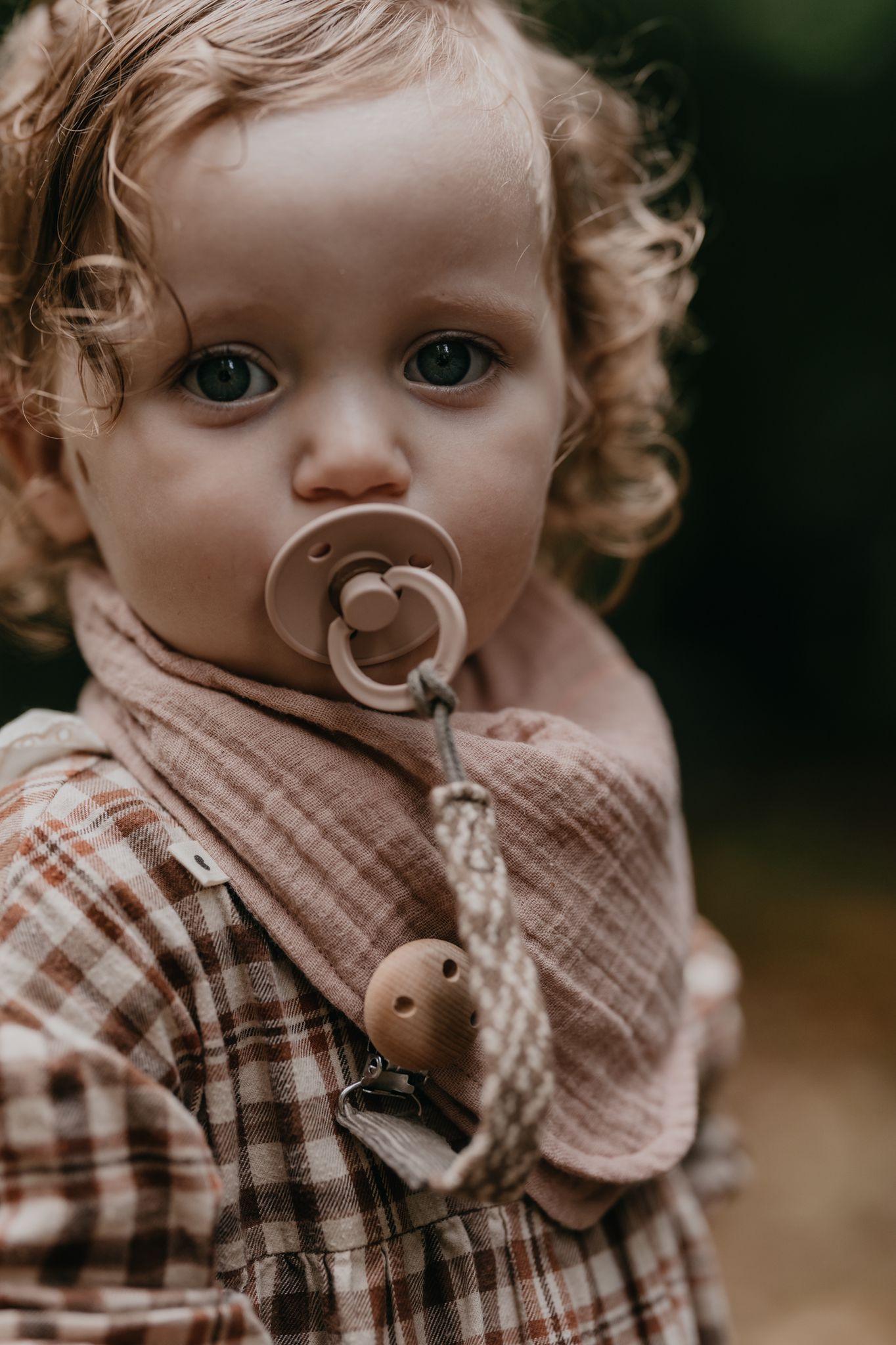 Prende-Chupetas Bibs - Blush/Ivory - Loja Papás & Bebés