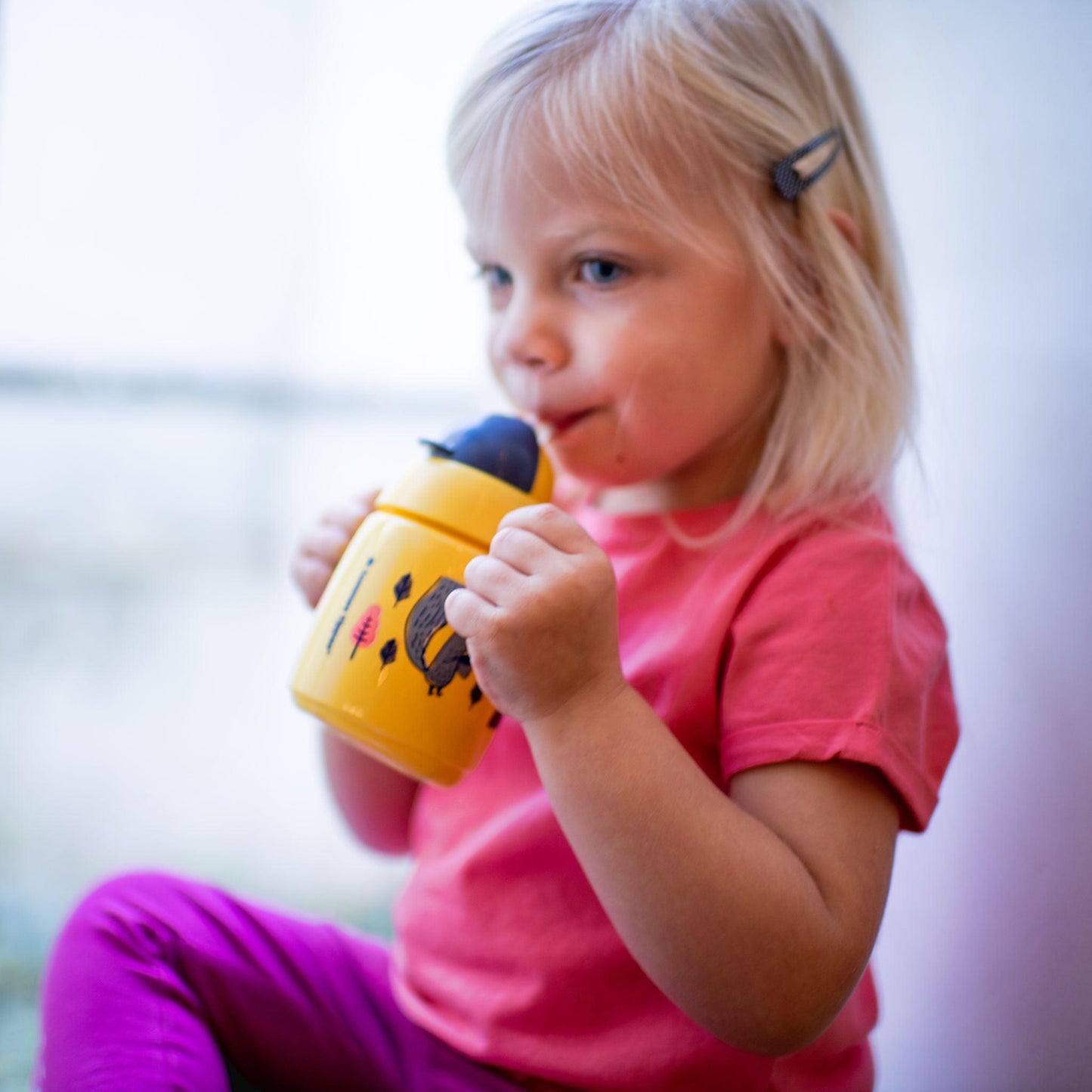 Copo de Aprendizagem com Palhinha Sippee 300ml - Amarelo - Loja Papás & Bebés